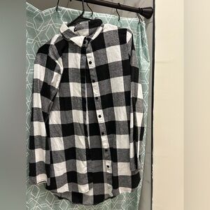 SHEIN Monochrome Plaid Top